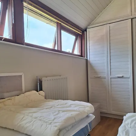 Rekerlanden 86 * Warmenhuizen